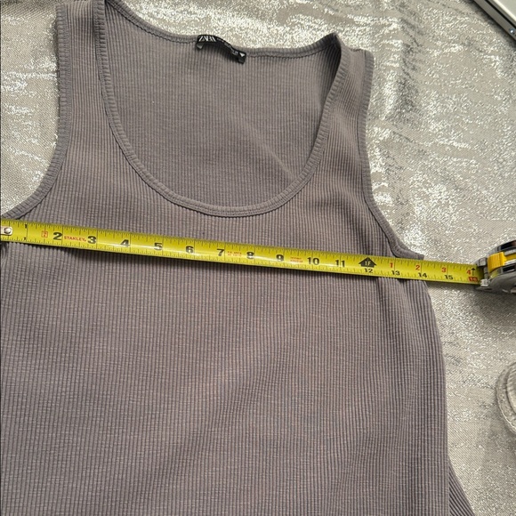 Zara Light Gray Ribbed Tank Top - Picture 7 of 7